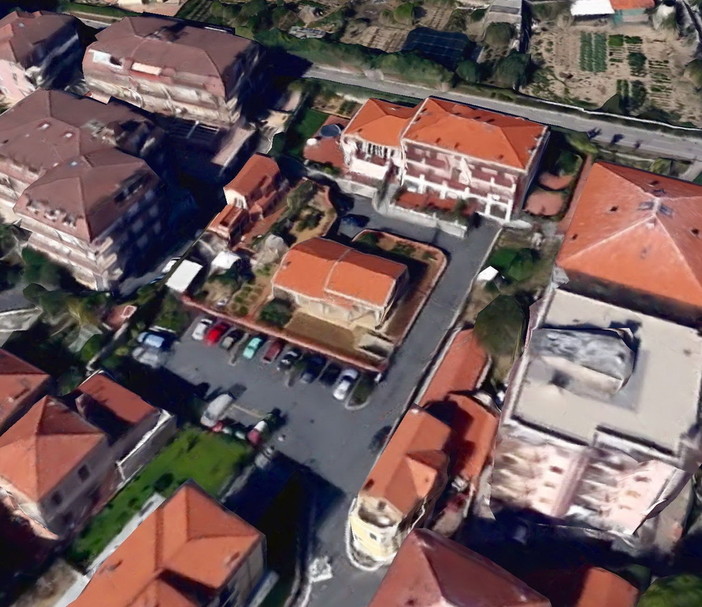 Riva Ligure: il Comune cede posti auto in concessione per 90 anni per finanziare il Puc, ecco il bando d'asta
