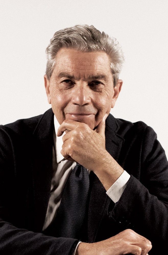 Antonio Padellaro a Imperia presenta il suo ultimo libro 'Confessioni di un ex elettore' Antonio Padellaro a Imperia presenta il suo ultimo libro 'Confessioni di un ex elettore'