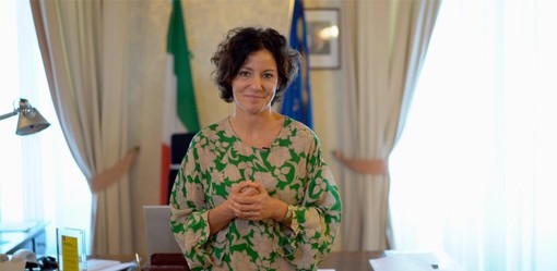 App 'Immuni": il "grazie" del ministro Pisano a tutti i liguri che la stanno usando, ma anche a tutto il personale sanitario impegnato nell'emergenza (video) App 'Immuni": il "grazie" del ministro Pisano a tutti i liguri che la stanno usando, ma anche a tutto il personale sanitario impegnato nell'emergenza (video)