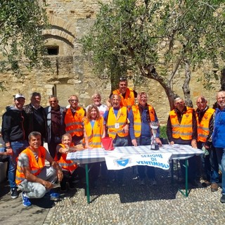 Ventimiglia: successo per la XXI edizione della 'Passeggiata di Primavera' del Club Alpino Italiano (foto)
