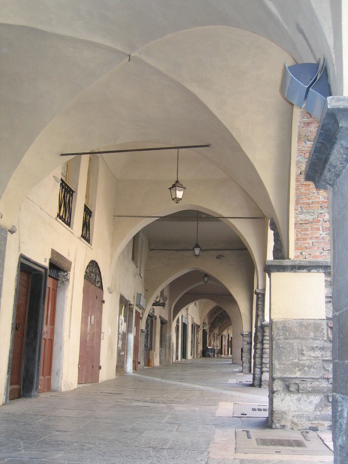 Pieve di Teco: domenica ritorna Artigianarte, artigianato nel centro storico