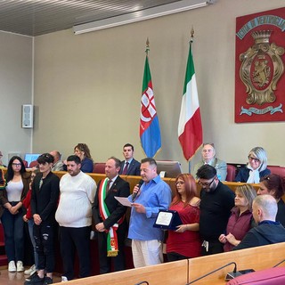 Sbandieratori e Musici Città di Ventimiglia partecipano al Festival di Sanremo: premiati in consiglio comunale