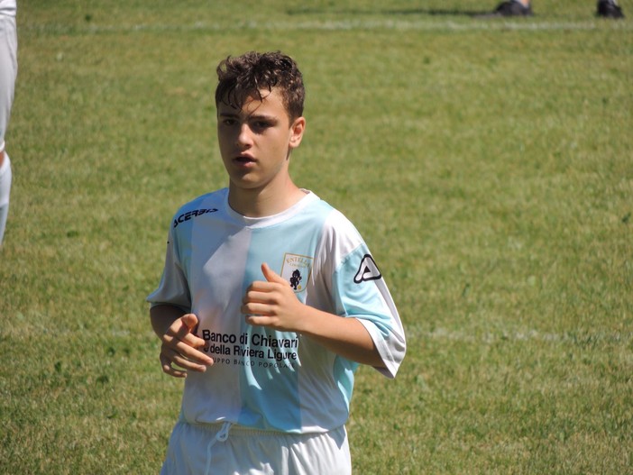 Calciomercato. Il giovanissimo Alex Paraschiva firma per l'Albissola under 15