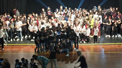 La palestra "Creativa" di Imperia trionfa alla gara di hip hop al Pala Ravizza di Alassio