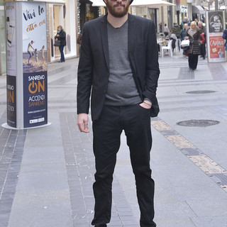 #Festival: una gallery con le foto dei cantanti all'ingresso del Teatro Ariston per le prove di ieri