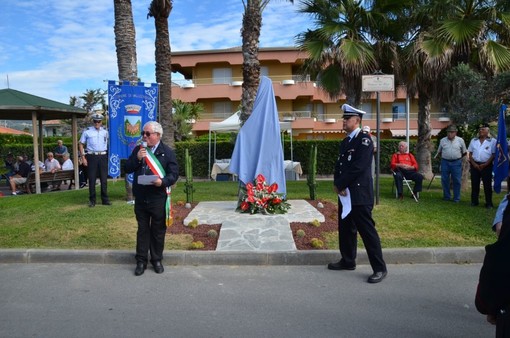 Vallecrosia: inaugurazione del monumento "Partigiani al Mare" per ricordare le Squadre d’Azione Patriottica Vallecrosia: inaugurazione del monumento "Partigiani al Mare" per ricordare le Squadre d’Azione Patriottica