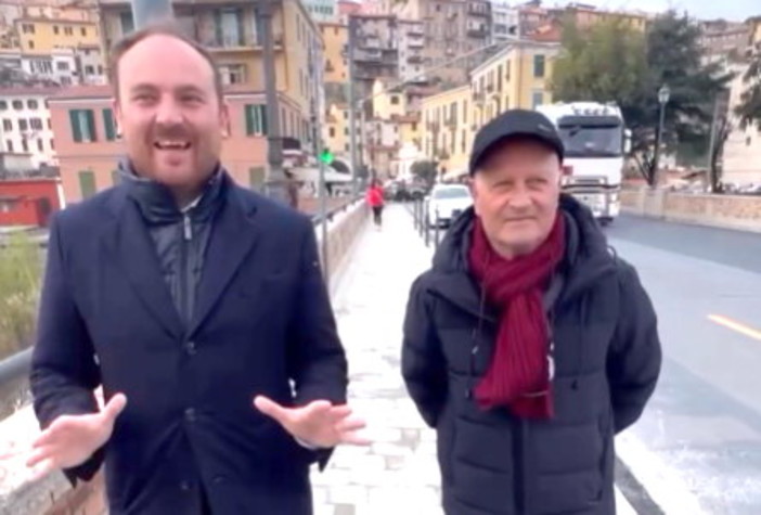 Ventimiglia, conclusi i lavori del nuovo marciapiede sul ponte Doria. Di Muro: "Opera necessaria e attesa" (Foto)