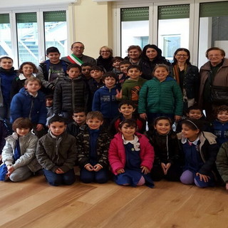 Soldano: inaugurata ieri mattina la nuova palestra della scuola alla presenza dei bambini e delle maestre Soldano: inaugurata ieri mattina la nuova palestra della scuola alla presenza dei bambini e delle maestre