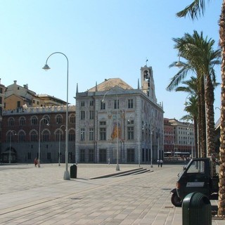 Piazza Caricamento - Genova Piazza Caricamento - Genova