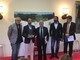 da sx Andrea Zanfi, Enrico Gobino premiato da Giulio Somma, direttore Corriere Vinicolo, Roberto Ghio, presidente Consorzio Tutela del Gavi, e Francesco Moneta. da sx Andrea Zanfi, Enrico Gobino premiato da Giulio Somma, direttore Corriere Vinicolo, Roberto Ghio, presidente Consorzio Tutela del Gavi, e Francesco Moneta.