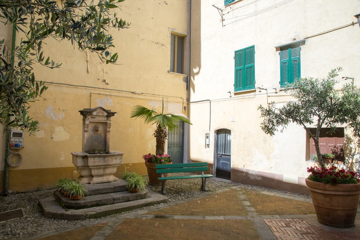Un murale sulle facciate di fronte a Sant'Erasmo racconterà la storia della nascita di Ospedaletti