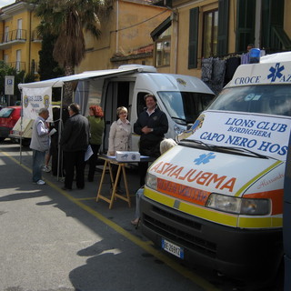 Successo per la prevenzione all'osteoporosi ed al glaucoma dei Club Lions di Bordighera