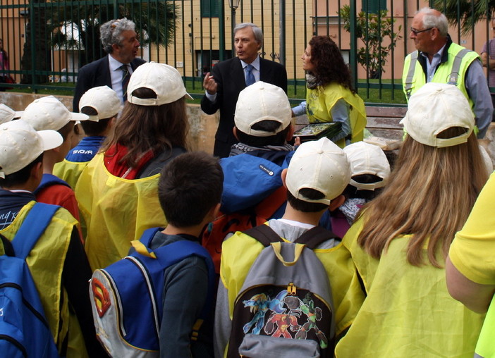 Imperia: giornata conclusiva del progetto 'Pedibus' alla scuola Largo Ghiglia