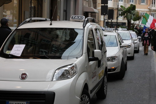 La guerra dei taxi tra Sanremo ed Ospedaletti si chiude davanti al Tar a favore della nascita del comprensorio