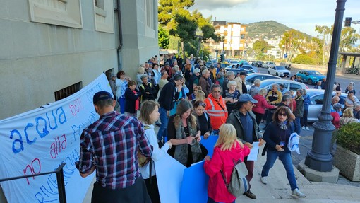 Imperia: acqua pubblica, martedì prossimo nuova manifestazione del Cimap davanti al Comune
