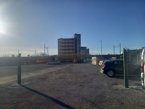 Vallecrosia, la riqualificazione del parcheggio 'Goso' sbarca in consiglio comunale (Foto) Vallecrosia, la riqualificazione del parcheggio 'Goso' sbarca in consiglio comunale (Foto)