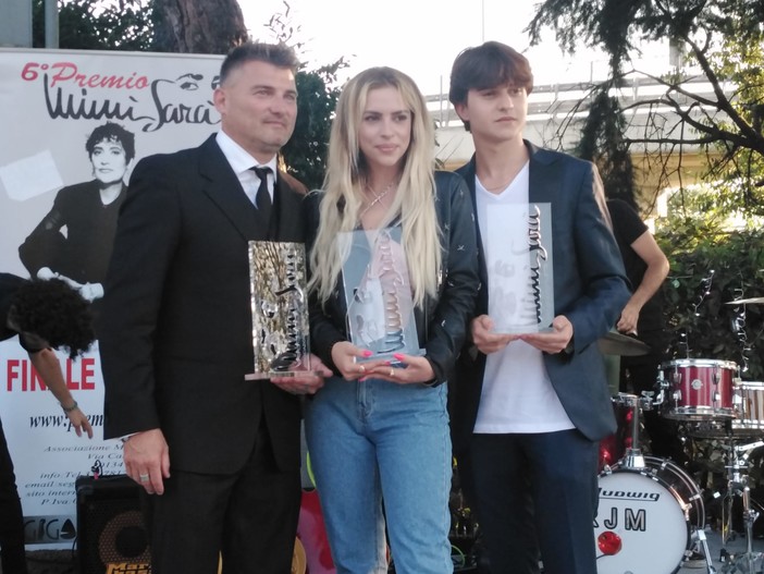 Sanremo, il cantante Marcello Pallanca trionfa al "Premio Mimì Sarà" (foto) Sanremo, il cantante Marcello Pallanca trionfa al "Premio Mimì Sarà" (foto)