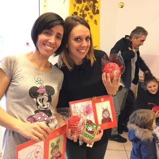 Sanremo: festa di Natale per 'Il Ponte dei Bimbi' con le creazioni regalate alla famiglia Sanremo: festa di Natale per 'Il Ponte dei Bimbi' con le creazioni regalate alla famiglia