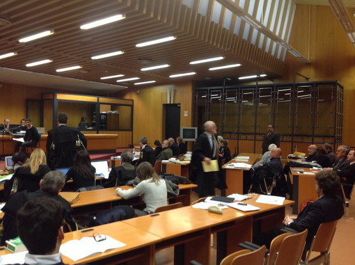Torino: processo per la truffa sul porto di Imperia, quasi tutti presenti in aula gli imputati