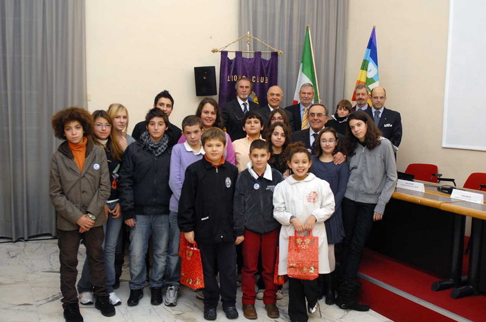 Imperia: le foto dei premiati al Concorso 'disegna il poster della pace' indetto dal Lion's Club La Torre