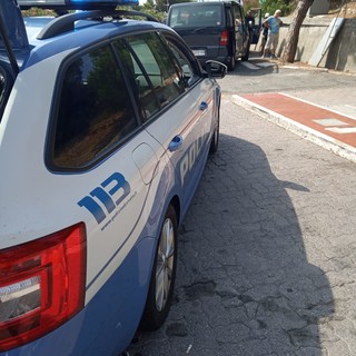 Bordighera: parto in auto questa mattina nell'area di servizio della A10, la ricostruzione della Polizia Stradale Bordighera: parto in auto questa mattina nell'area di servizio della A10, la ricostruzione della Polizia Stradale