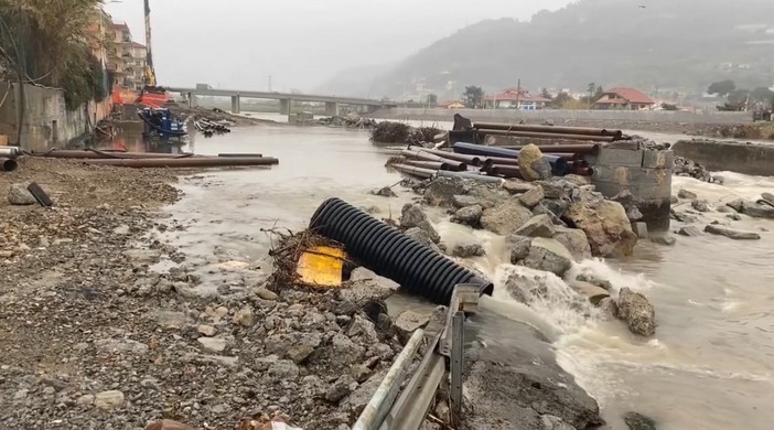 Ponte sull’Argentina, pioggia e cantiere: lavori rimodulati ma passo spedito verso il bypass Ponte sull’Argentina, pioggia e cantiere: lavori rimodulati ma passo spedito verso il bypass