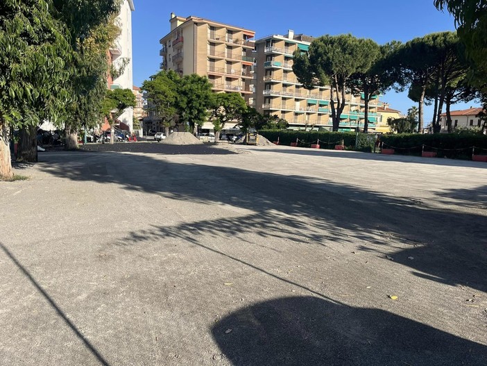 Camporosso, conclusi i lavori nel parcheggio di piazza D’Armi (Foto)