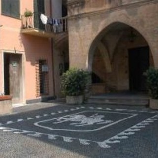 Imperia: gli studenti del liceo Scientifico all'opera per la riqualificazione di palazzo Pagliari Imperia: gli studenti del liceo Scientifico all'opera per la riqualificazione di palazzo Pagliari
