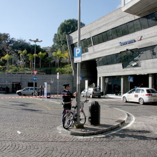 Sanremo: la stazione dei treni transennata, basta con la sosta selvaggia arrivano i pullman