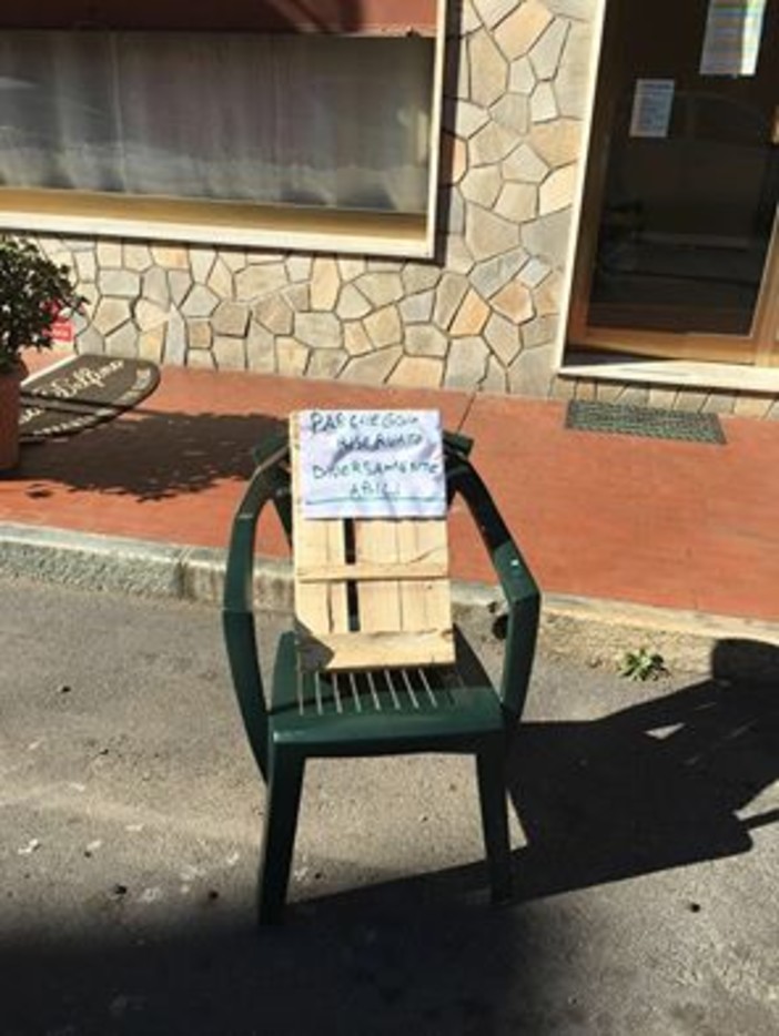 Diano Marina: il nostro lettore Domenico scrive in merito al problema dei parcheggi per i diversamente abili