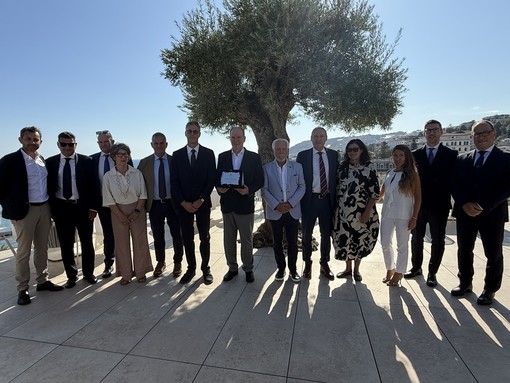 Sanremo, il principe Alberto II di Monaco incontra i rappresentanti di Confindustria Imperia (Foto) Sanremo, il principe Alberto II di Monaco incontra i rappresentanti di Confindustria Imperia (Foto)
