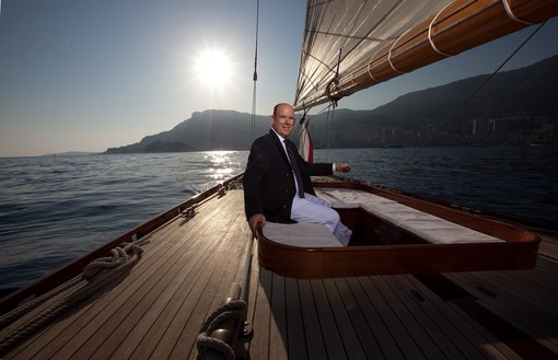 Imperia Monaco, un sodalizio sempre più stretto che riparte dalle Vele d’Epoca: tornano il Tuiga e la regata di avvicinamento tra i due porti