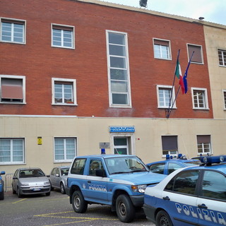Ventimiglia: doveva espiare 24 anni per traffico internazionale di droga, estradato 49enne Ventimiglia: doveva espiare 24 anni per traffico internazionale di droga, estradato 49enne
