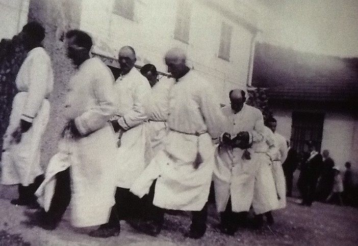 Imperia: ad Oliveto di Oneglia dopo 75 anni tornerà la processione del Cristo Morto Imperia: ad Oliveto di Oneglia dopo 75 anni tornerà la processione del Cristo Morto