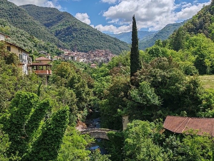 Entroterra, escursione gratuita alla scoperta delle storiche chiese di Pigna (Foto) Entroterra, escursione gratuita alla scoperta delle storiche chiese di Pigna (Foto)