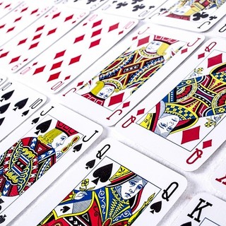 Strategie per tornei di poker e approfondimenti sul settore per il pubblico di notizie e sport