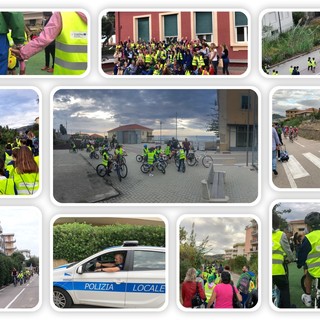 Santo Stefano al Mare: prima scuola della provincia ad avviare nel 2019 il progetto di mobilità sostenibile Pedibus & Bicibus Santo Stefano al Mare: prima scuola della provincia ad avviare nel 2019 il progetto di mobilità sostenibile Pedibus & Bicibus