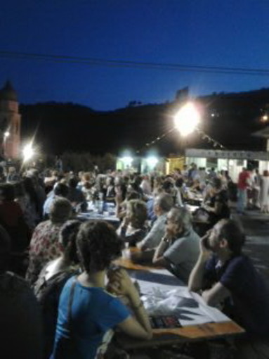 Diano Borganzo: weekend con la Sagra delle 'penne alla carrettiera' Diano Borganzo: weekend con la Sagra delle 'penne alla carrettiera'