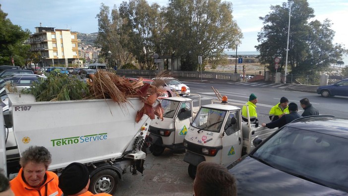 Imperia: versati gli stipendi dalla Teknoservice ai dipendenti, la conferma nel tardo pomeriggio Imperia: versati gli stipendi dalla Teknoservice ai dipendenti, la conferma nel tardo pomeriggio