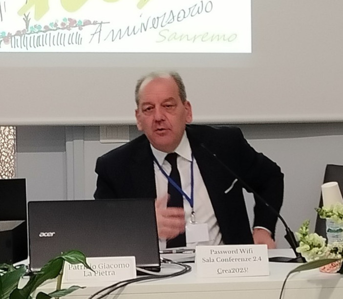 Sanremo: al Mercato dei Fiori il 12 ottobre arriva il sottosegretario La Pietra, visita agli interventi da 16 milioni Sanremo: al Mercato dei Fiori il 12 ottobre arriva il sottosegretario La Pietra, visita agli interventi da 16 milioni
