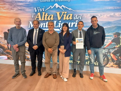 "Vivi l'Alta Via dei Monti Liguri": il documentario sulla Liguria selvaggio tra vette e mare arriva su Prime Video