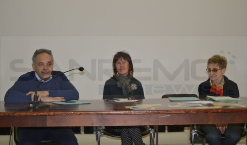 Sanremo: l'Amministrazione dedica biglietti di auguri e cartoline natalizie a Padre Rambaldi, a 150 anni dalla sua morte Sanremo: l'Amministrazione dedica biglietti di auguri e cartoline natalizie a Padre Rambaldi, a 150 anni dalla sua morte