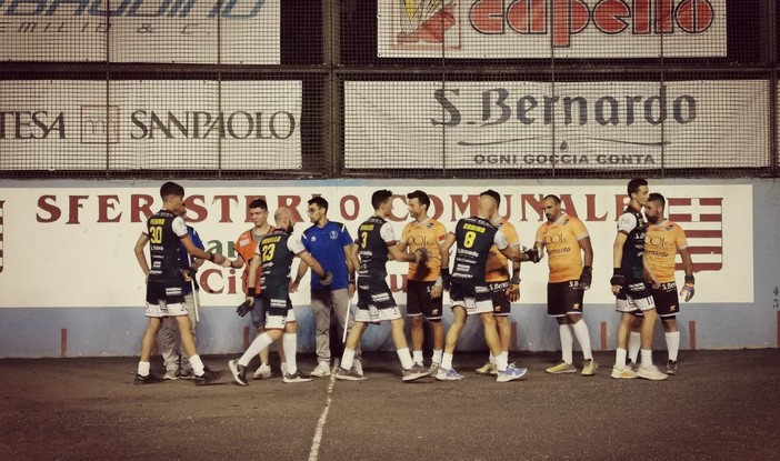 Pallapugno, ruggito Imperiese: netto successo per 9-3 a Cuneo e notte in testa alla classifica Pallapugno, ruggito Imperiese: netto successo per 9-3 a Cuneo e notte in testa alla classifica