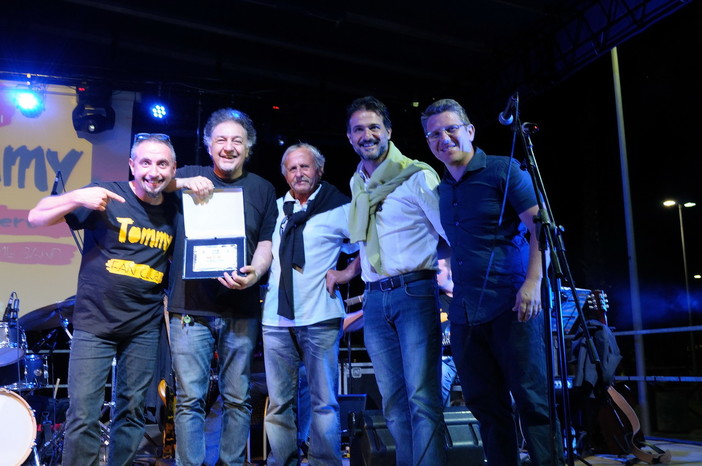 San Bartolomeo al Mare: per Superstar, trionfale prima serata al M&amp;T. Stasera la Rumba flamenca