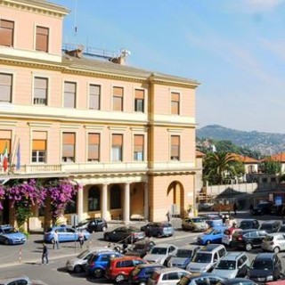 Imperia: quasi 1000 like per la pagina Facebook della Questura