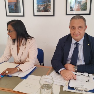 Primo consiglio comunale a Bordighera, Iacobucci: "La nostra opposizione non farà sconti a nessuno" (Foto e video) Primo consiglio comunale a Bordighera, Iacobucci: "La nostra opposizione non farà sconti a nessuno" (Foto e video)