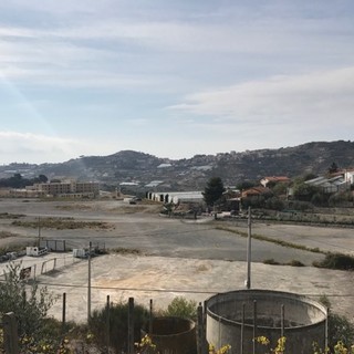 Sanremo: il M5S commenta la risposta dell'Assessore Giampedrone sul Rio Ciuvin: “Occorrono analisi per verificare l'inquinamento dell'area”