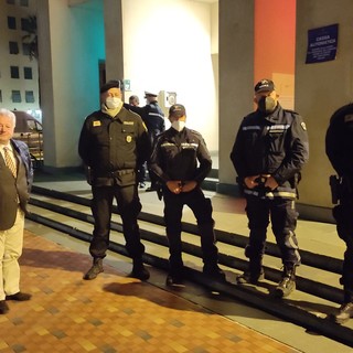 Ventimiglia, pattuglia antidegrado, il Comune non ci sta: "I criticoni seriali si lamentano persino del traffico"