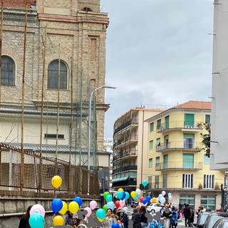 Taggia: passeggiata di Carnevale per i bimbi della scuola dell'Infanzia di Arma Taggia: passeggiata di Carnevale per i bimbi della scuola dell'Infanzia di Arma