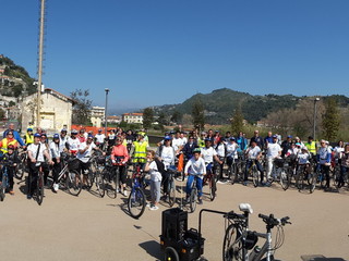 Foto di gruppo area ex Campasso, Ciclovia Pelagos Foto di gruppo area ex Campasso, Ciclovia Pelagos
